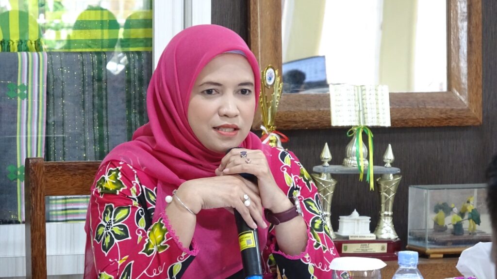 71bf7668293bbd5ab8558c5dec44a1c6