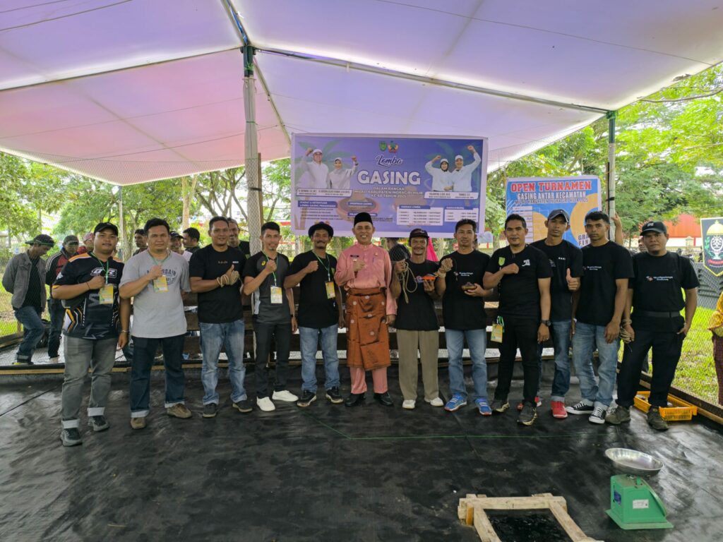 adb87f40e6345fd6c9e65c7ea85e1928