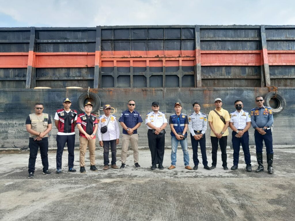 1f4e545cae5d93a3018352137d38b09f