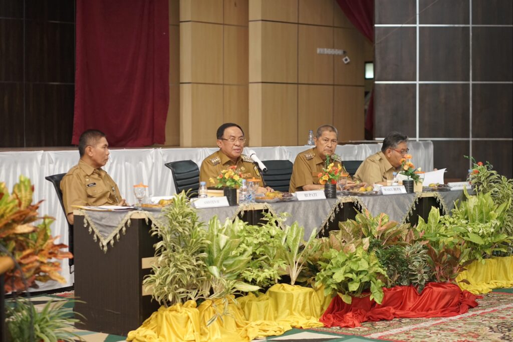 4f977d11ec677bc1a8da1bfa6f4ded33