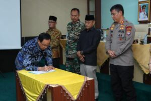 dc9b6263dc29c82b1c47b754e3bb4fad