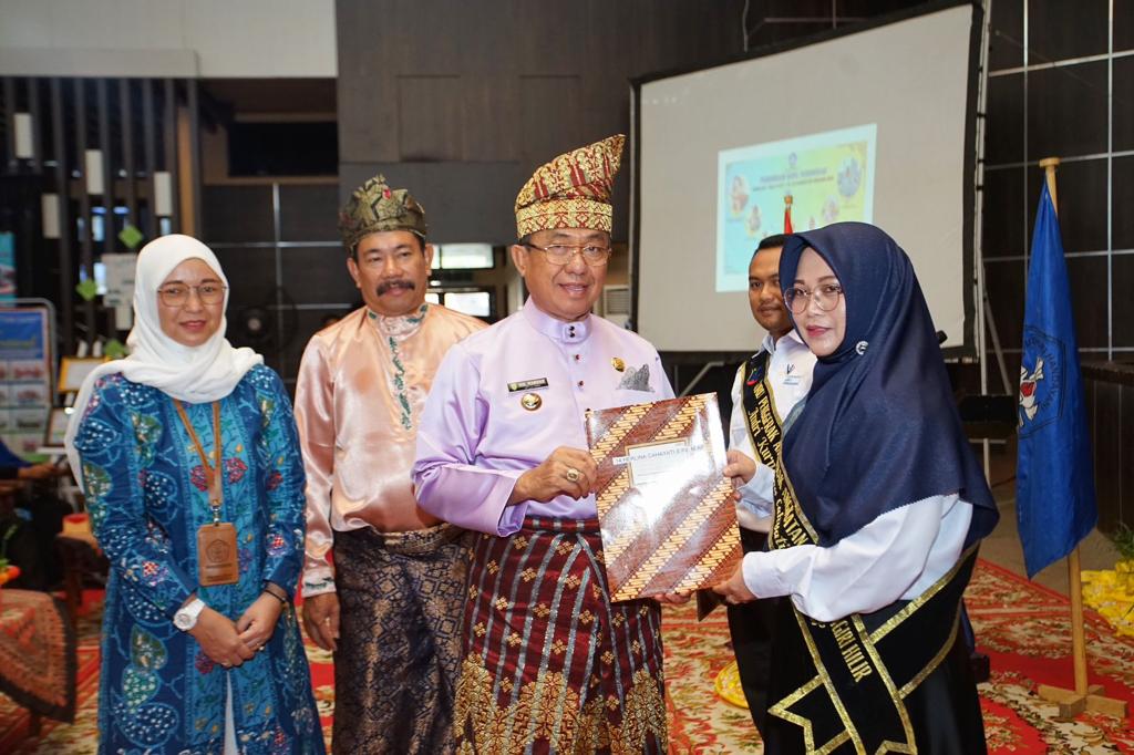 ebbe201099481f522d4d2ce0dc6de0dd