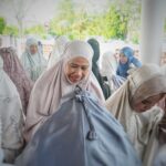 Wabup Inhil Yuliantini Sholat Idul Fitri 1447 H Bersama Masyarakat di Masjid Al-Zayn