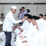 Bupati Hadiri Pelepasan /Tepuk Tepung Tawar 39 ASN Calon Jemaah Haji Tahun 2026 “