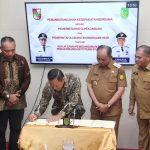 Wali Kota Pekanbaru H. Agung Nugroho dan Bupati Inhil H. Herman Teken Kerja Sama Pembangunan dan Pengembangan Potensi Daerah