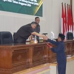 Bupati Inhil Hadiri Rapat Paripurna DPRD, Fraksi Sampaikan Pandangan Umum terhadap Ranperda Tentang Perubahan APBD Inhil Tahun Anggaran 2025