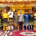 BUPATI INHIL HADIRI MAJELIS MELEPAS KEPINDAHAN DAN SYUKURAN KOMJEN POL. HERRY HERYAWAN DI PEKANBARU